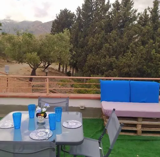 Rifugio Riserva Grotta Mazzamuto * אלטאווילה מיליציה