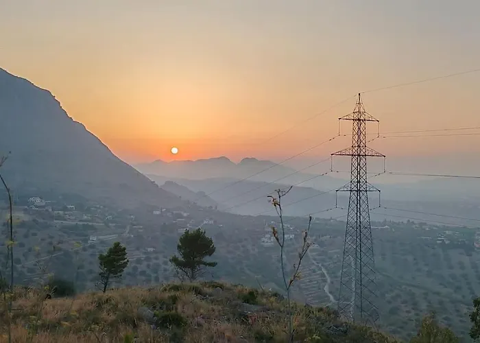 Rifugio Riserva Grotta Mazzamuto אלטאווילה מיליציה