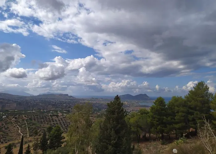 Rifugio Riserva Grotta Mazzamuto אלטאווילה מיליציה