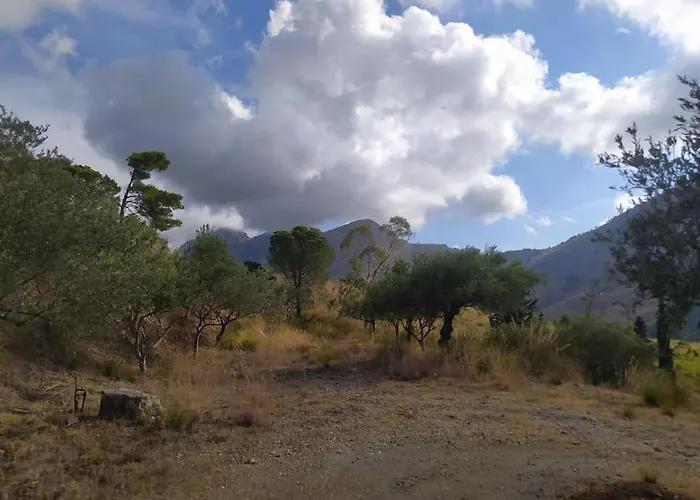 Rifugio Riserva Grotta Mazzamuto אלטאווילה מיליציה